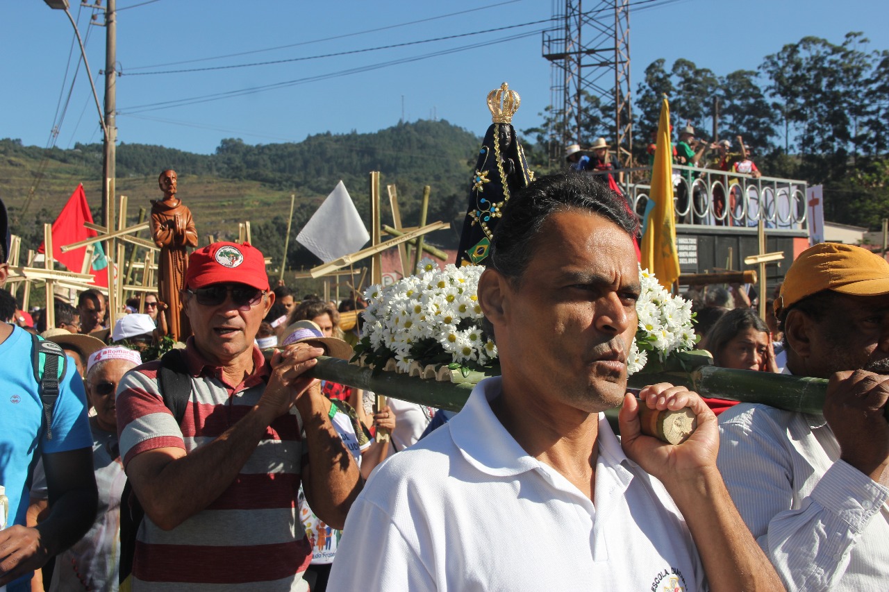 4ª ROMARIA DAS ÁGUAS E DA TERRA DA BACIA DO RIO DOCE