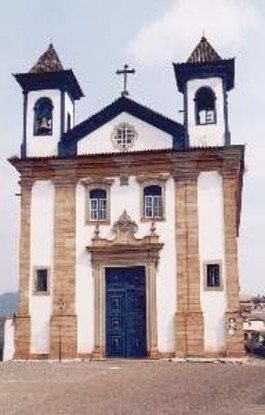 OBRAS DE RESTAURAÇÃO ARQUITETÔNICA TÊM INÍCIO NA IGREJA DO ROSÁRIO DE MARIANA