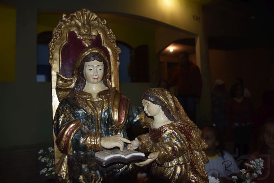 COMUNIDADES CELEBRAM NOVENA E FESTA DE SANT'ANA