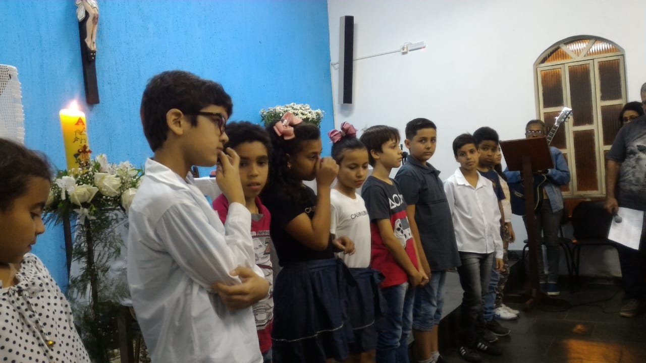 RENOVAÇÃO DO BATISMO REAVIVA A LUZ DE DEUS NA VIDA DE FÉ