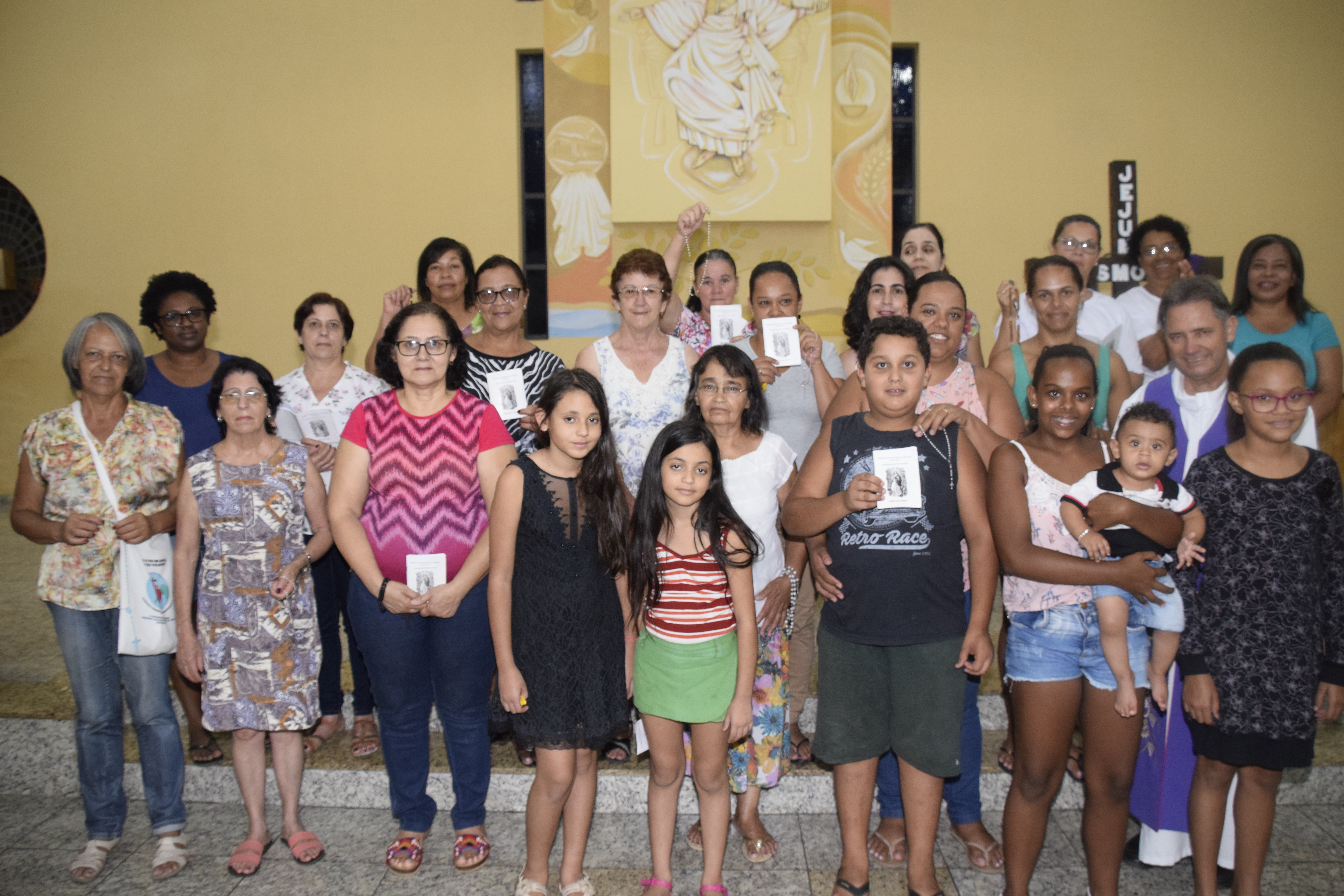 MÃES QUE ORAM PELOS FILHOS